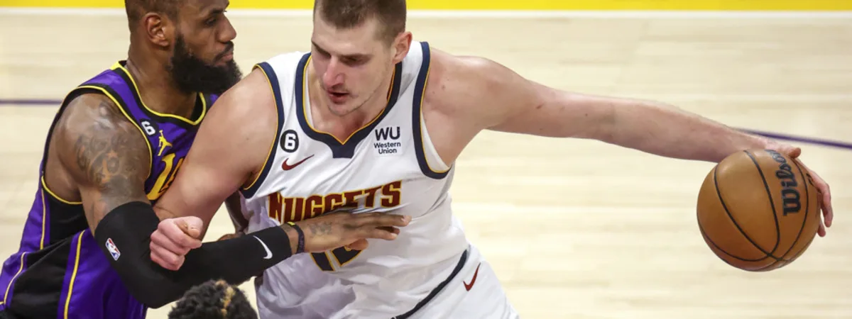 灰熊还能撑 灰熊还能撑